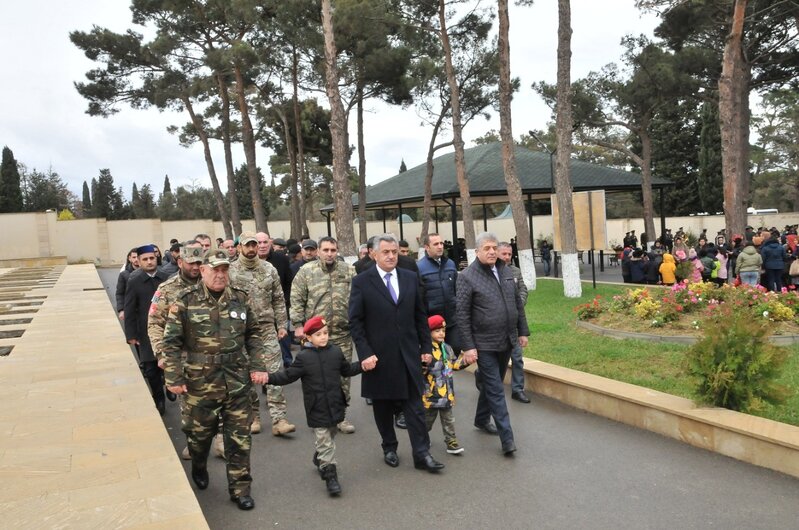 Abşeron rayonunda şəhidlər yad edilmişdir - FOTOLAR