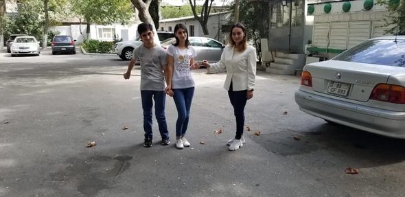Cəmiyyətin baxışını darmadağın edən cütlük: "Şokolad alıb evlilik təklif etdim" - MÜSAHİBƏ