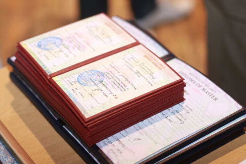 Ötən ay xaricdə təhsil alan 260 nəfərin diplomu tanınmadı