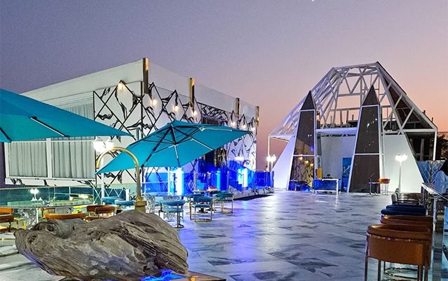 Məşhur restoranda parkinq biabırçılığı: Müştəridən 40 manat ödəniş alınıb - FOTO