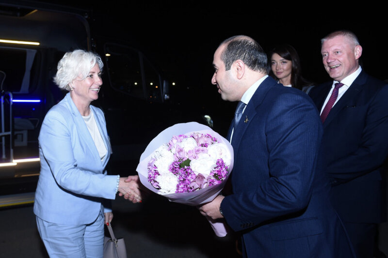 Latviya Parlamentinin sədri Azərbaycana gəldi - FOTO