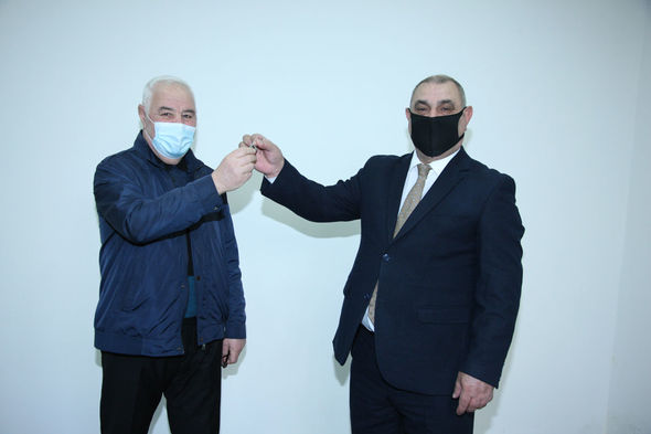 Daha beş siyasi partiya ofis sahəsi ilə təmin olundu – FOTO