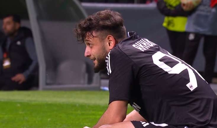 Məşhur futbolçu Nərimanla komanda yoldaşı oldu