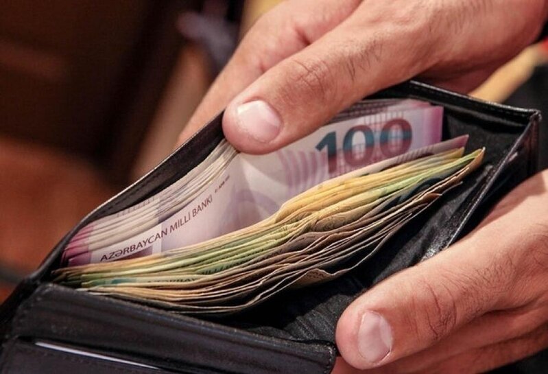 Bu şəxslərin maaşları ARTIRILACAQ