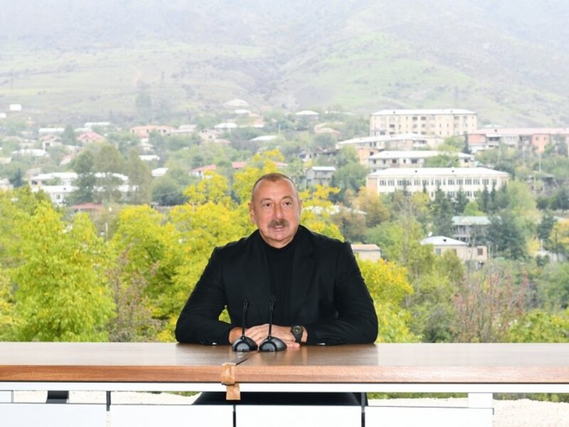 Şəhidlərimizin sayının o qədər də çox olmamasının səbəblərindən biri də məhz həkimlərdir