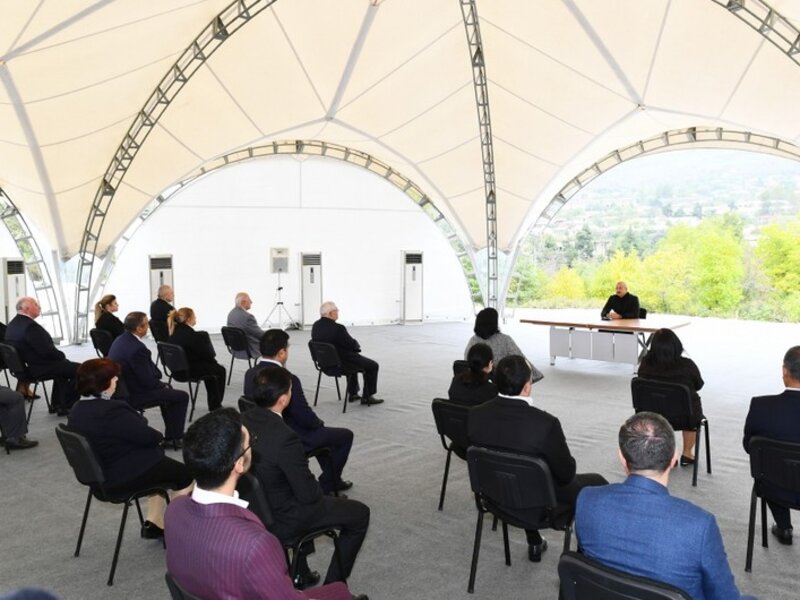 İlham Əliyev azərbaycanlı və xarici investorlara çağırış etdi
