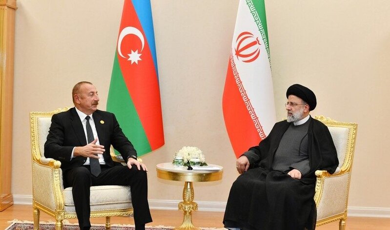 Rəisi İlham Əliyevi təbrik etdi