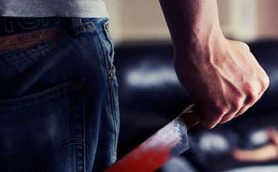 Bakıda kişi qonşusunu bıçaqladı