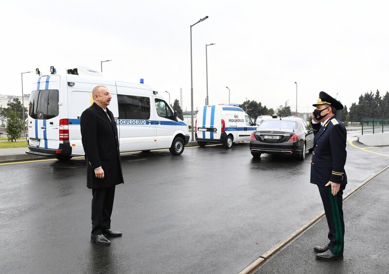 İlham Əliyev Baş Prokurorluğun yeni inzibati binasının açılışında iştirak etdi - YENİLƏNİB + FOTO/VİDEO