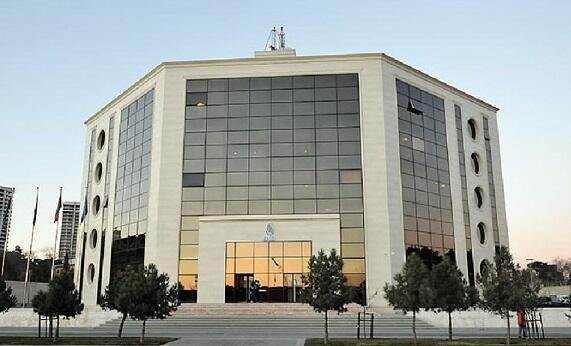AFFA baş məşqçini 5 oyunluq cəzalandırdı