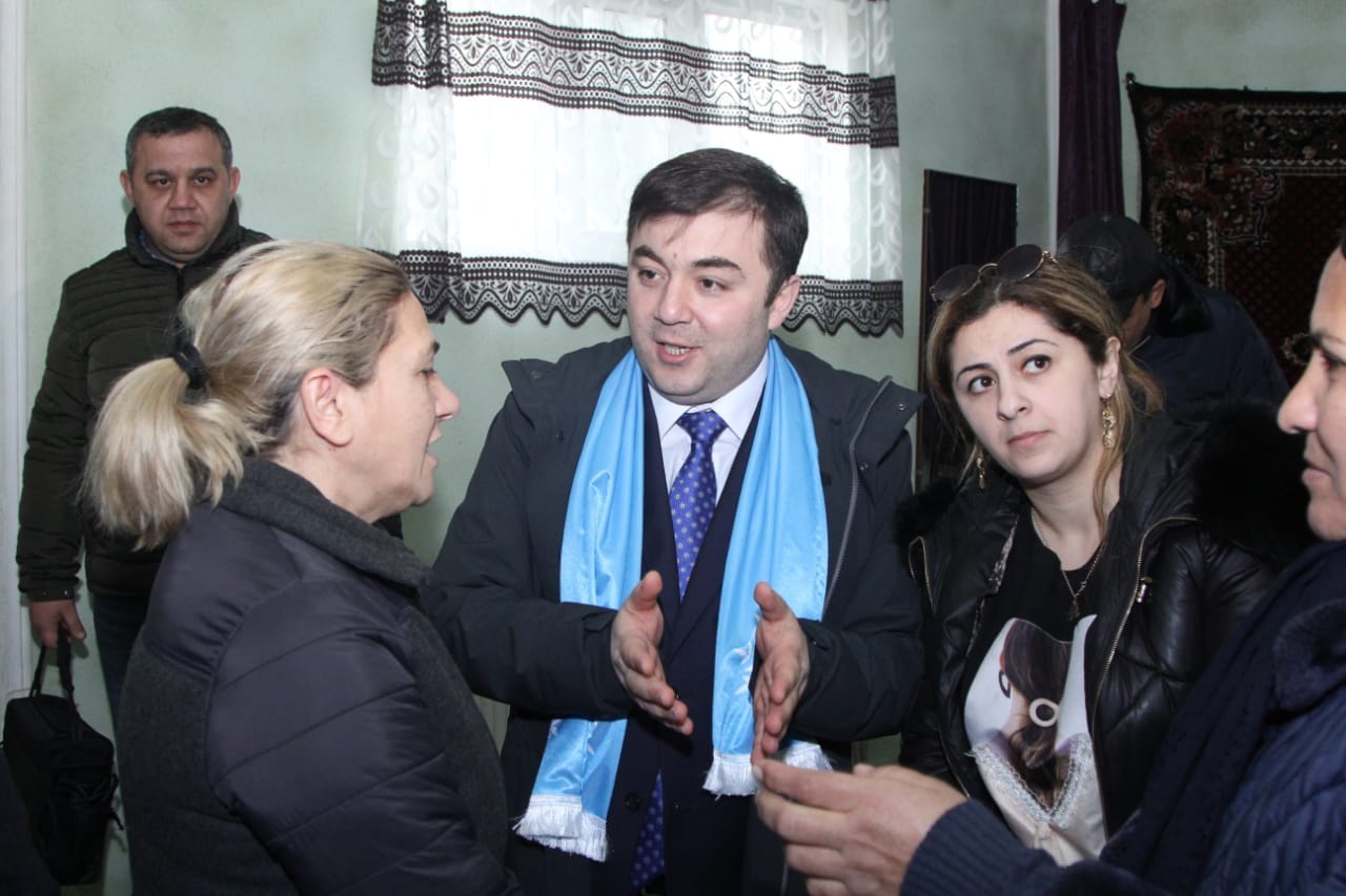 Emin Hacıyev seçiciləri ilə görüşüb - FOTO