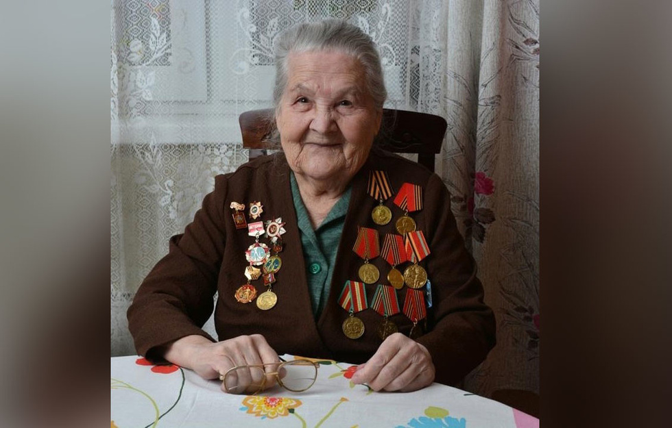 97 yaşlı Böyük Vətən Müharibəsi veteranı "İnstagram"da bloq açdı