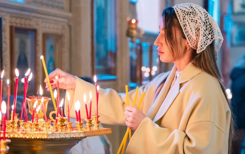 Prezidentin gəlini Pasxa bayramını qeyd etdi - Fotolar