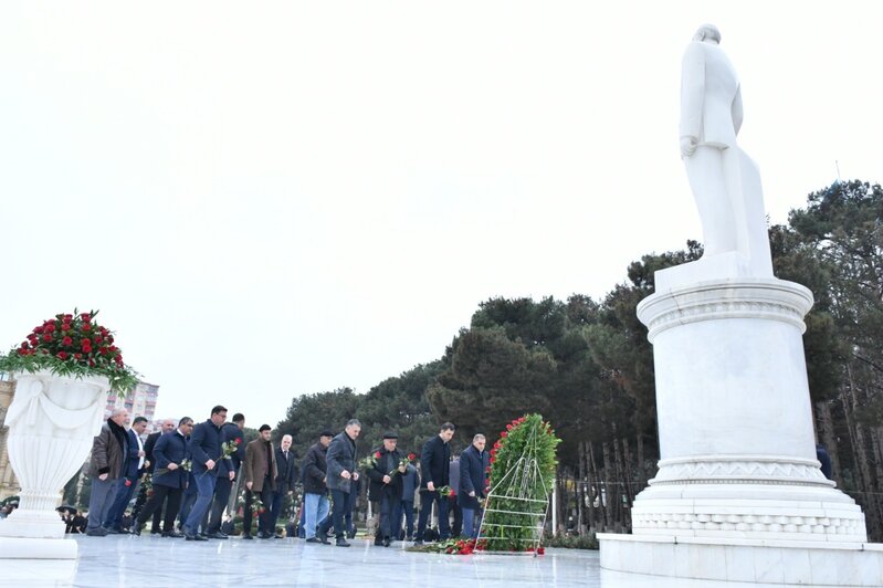 Ümummilli Liderin anım günü Abşeron rayonunda dərin ehtiramla qeyd edilib - FOTOLAR