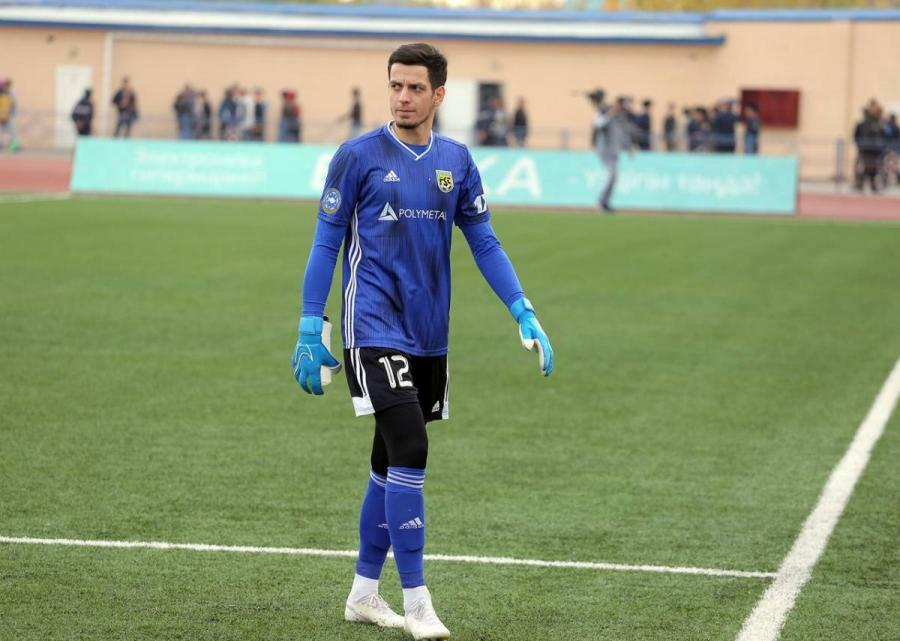 Xarici klublar Emil Balayevlə maraqlanır