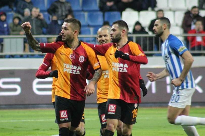 "Qalatasaray" səfərdə 3 qol vurdu