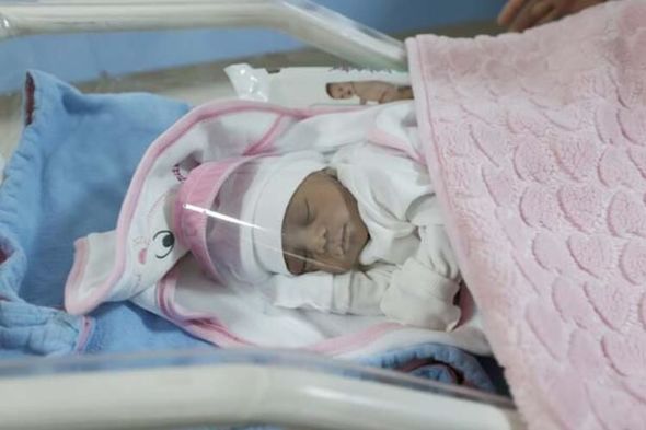 Yeni doğulan körpələri koronavirusdan qorumaq üçün maraqlı üsul - FOTO