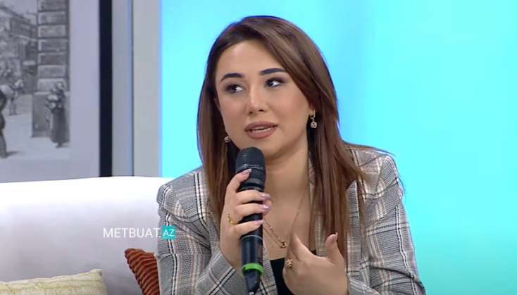 Kim məni qınayır, yaşadıqlarım başına gəlsin' - Leyla