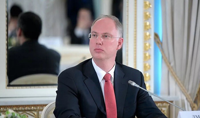 AB tamamilə səhv instinktlərinə güvənir - Dmitriyev