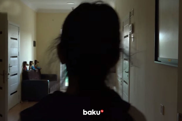 Anasından polisə şikayət edən 10 yaşlı qız Baku TV-yə danışdı - VİDEO