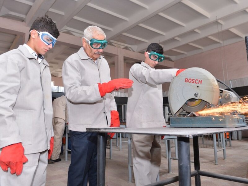 Azərbaycanda yeni peşə təhsili ixtisasları yaradıldı