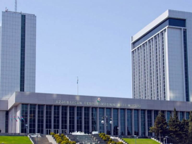 Milli Məclis Aparatı rəhbərinə köməkçi təyin edildi