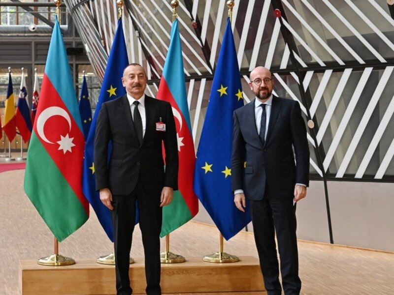 İlham Əliyev Şarl Mişellə Ermənistan-Azərbaycan sərhədinin delimitasiyasını müzakirə etdi