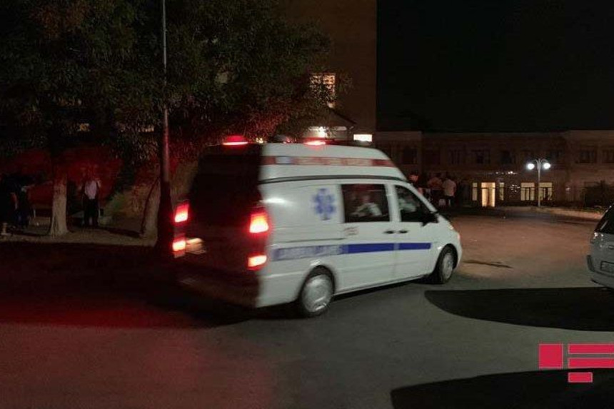 Bakıda yeniyetmə beş nəfər tərəfindən döyülüb - FOTO