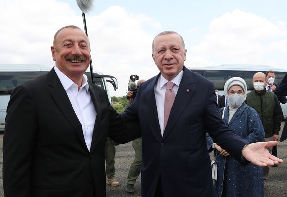 İlham Əliyevlə Ərdoğanın Şuşada görüşünə son hazırlıqlar - VİDEO