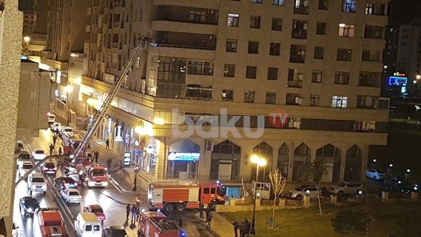 Siqaret kötüyü Bakıda hündürmərtəbəli binada yanğına səbəb oldu - FOTO 