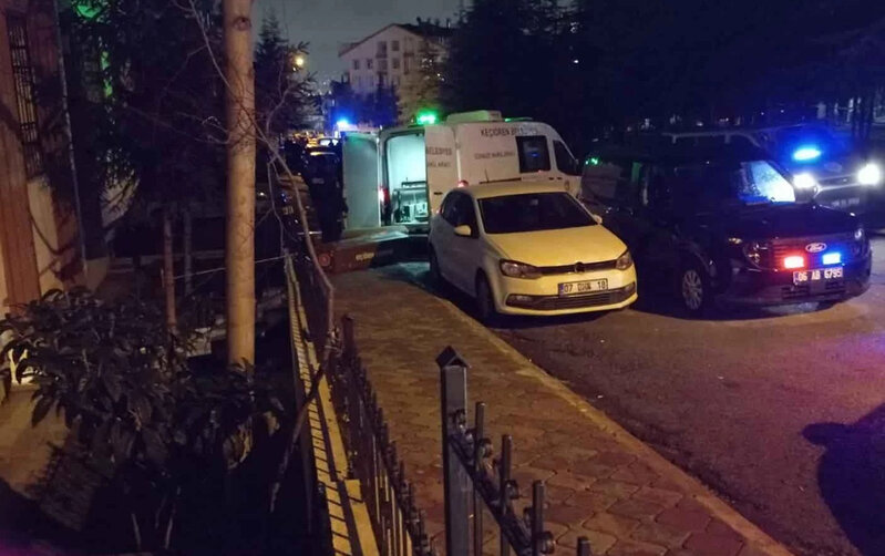 Anasını, qızını və xanımı öldürüb intihar etdi - Ankarada ailə faciəsi