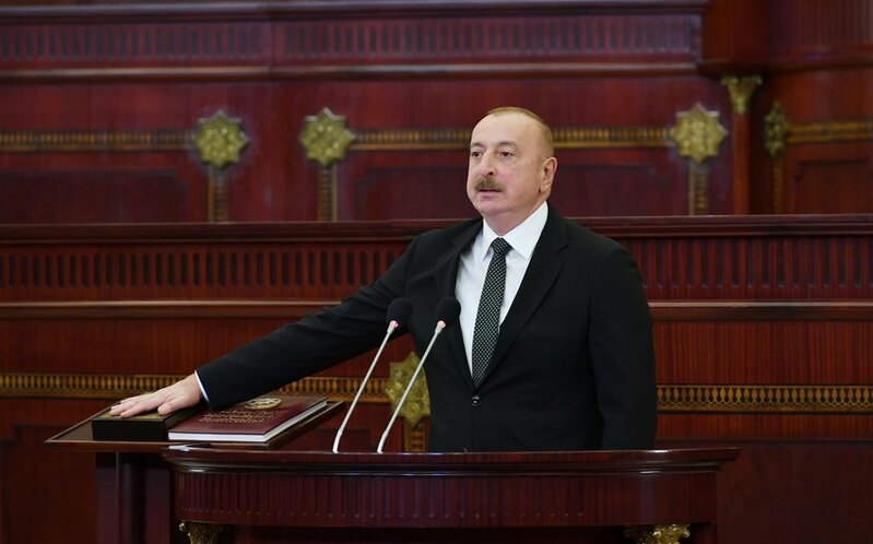 Elə bir gənc nəsil yetişdirməliyik ki, bizim kimi daim milli ənənələrə sadiq olsun