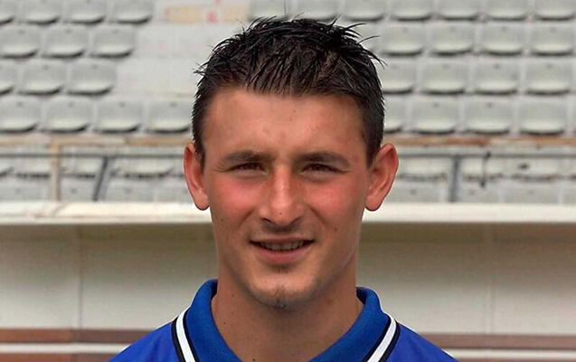 Keşmiş futbolçu qəzada öldü