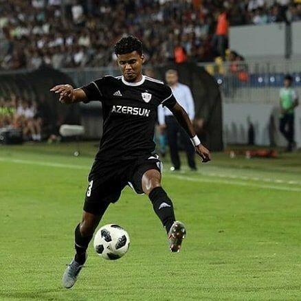 Məşhur Alman nəşri "Qarabağ"ın futbolçusundan yazdı