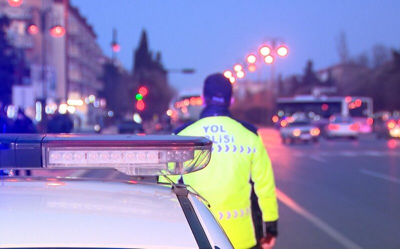 Yol polisinə yeni 'Volvo' markalı avtomobillər verildi
