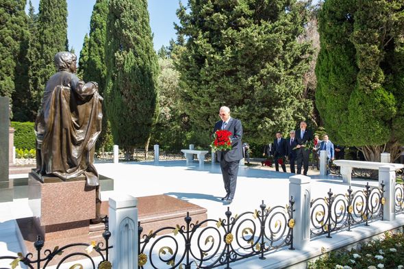 85 il səmada: Azərbaycan Mülki Aviasiyası yubileyini qeyd edir - FOTO