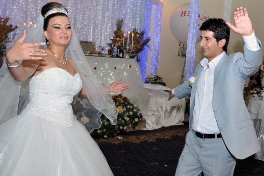 "Ərimin ikinci arvadı məni yuyub-sərir