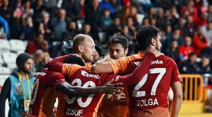 "Qalatasaray" bu heyətlə Bakıya gəlir - SİYAHI