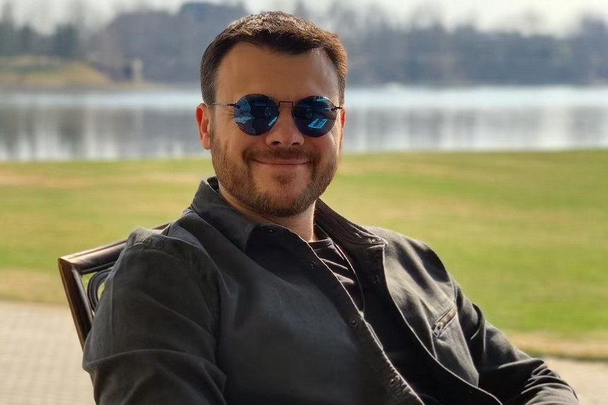 "Gəlir yoxdur, borc götürdüm" - Emin Ağalarov