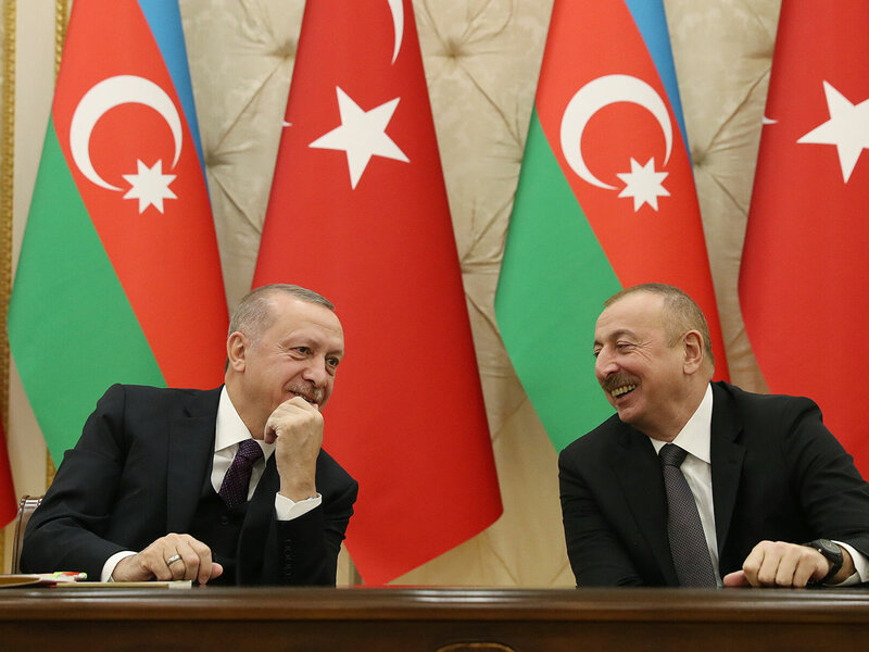 İlham Əliyev: 'Hər zaman bütün məsələlərdə qardaş Türkiyənin yanında olmağa davam edəcəyik