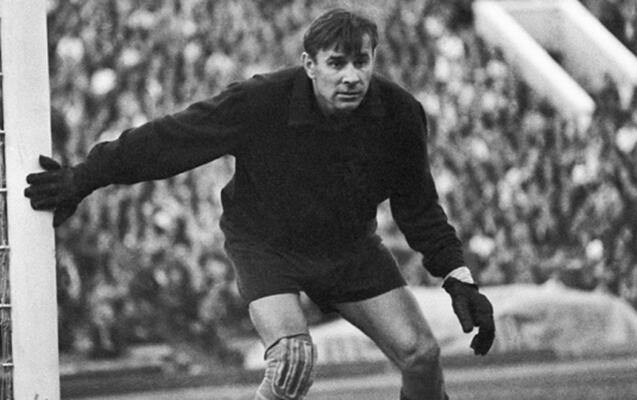 Lev Yaşin futbol tarixinin ən yaxşı qapıçısı seçildi