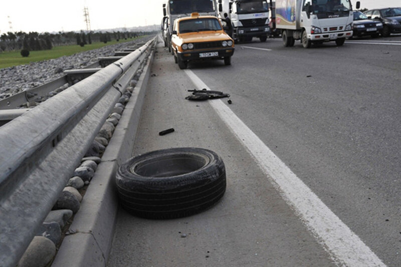DİN: Yol qəzalarında 9 nəfər ölüb