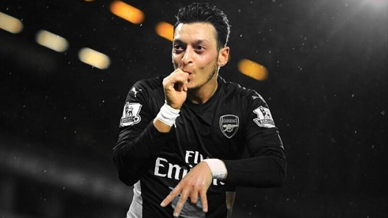 Özil rəsmən "Fənərbaxça"da
