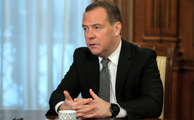 Medvedev: "Qarabağ münaqişəsinin nizamlanması Türkiyə ilə müzakirə edilməlidir