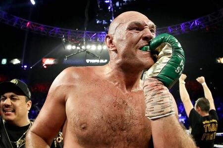 Tayson növbəti döyüşünün vaxtını açıqladı