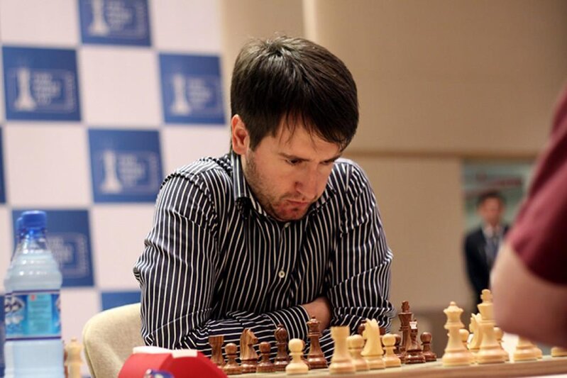 Teymur Rəcəbov yarımfinalda