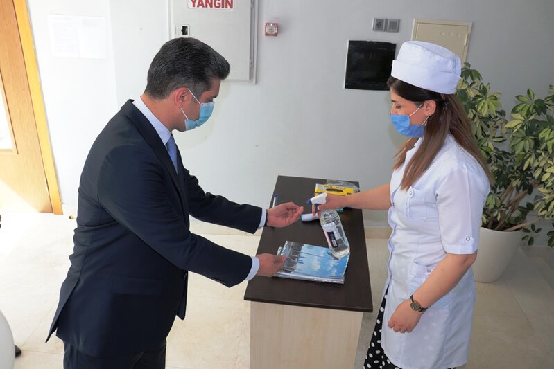 İcra başçısı körpə fidanların bayram şənliyində iştirak etdi - FOTOLAR
