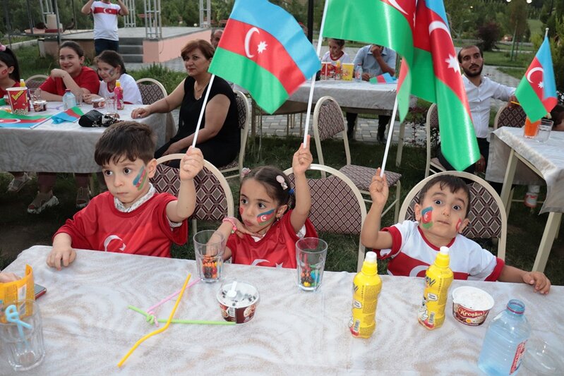 Naftalanda şəhid və qazi övladları asudə vaxtlarını səmərəli keçirirlər - FOTOLAR