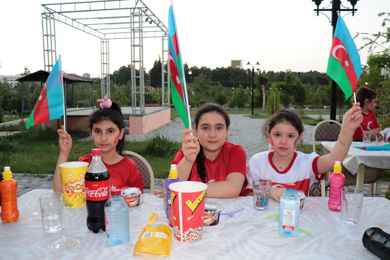 Naftalanda şəhid və qazi övladları asudə vaxtlarını səmərəli keçirirlər - FOTOLAR