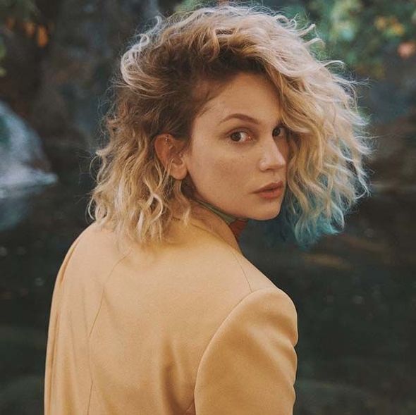 Türkiyəli aktrisanı yeni imicinə görə təhqir etdilər - FOTO